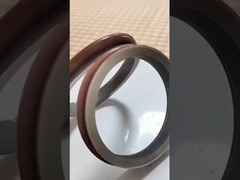 1M8748 Cat Caterpillar 312 320B のためのオイルシール 掘削機エンジンの部品