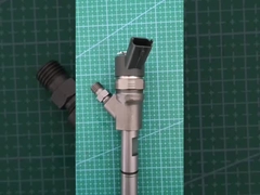 0445110307 コマツーPC70 PC110 PC130-8 4D95 エグババター用コンモンレールインジェクター